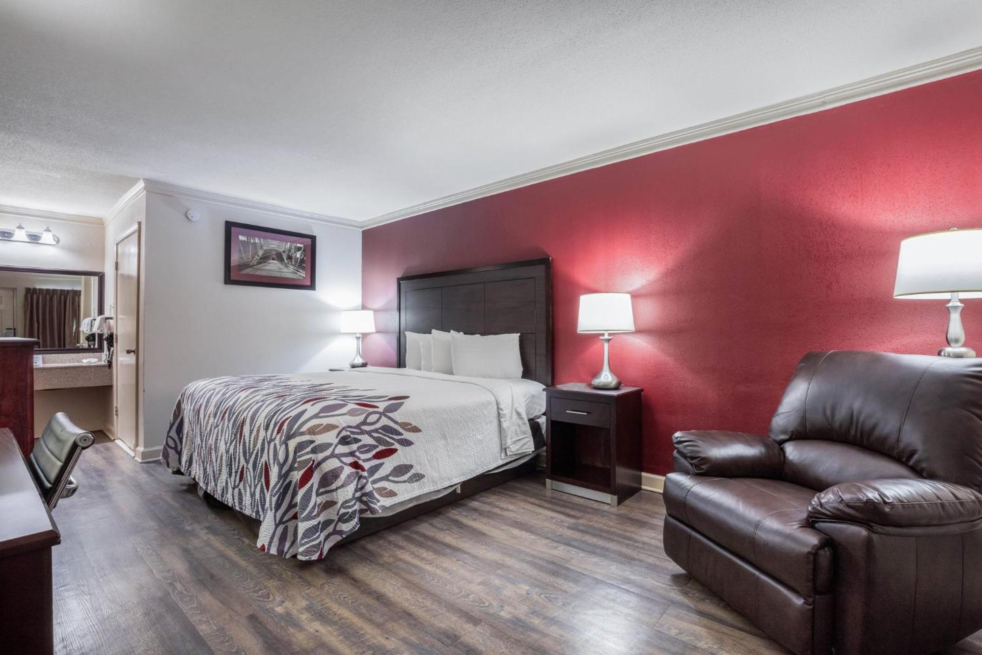 Red Roof Inn Forrest City Exterior photo